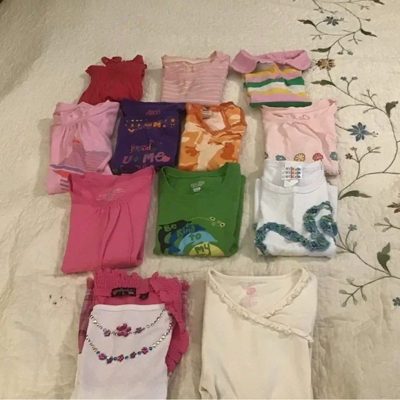 Bundle of (12) Girls 6X Warm Weather Tops - Picture 6 of 9
